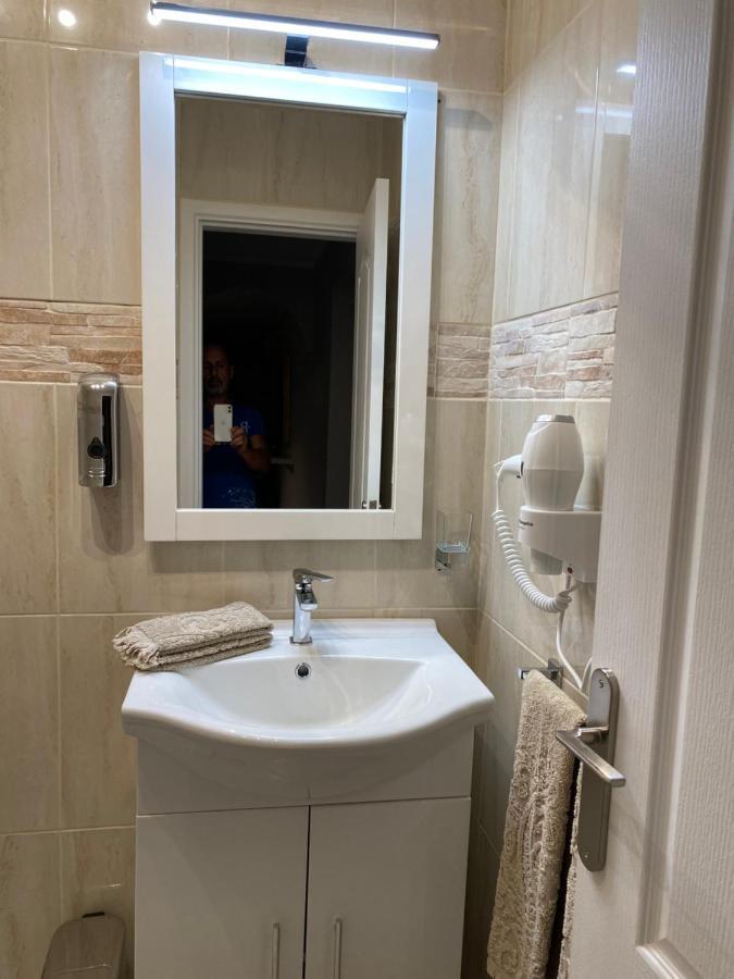 Juangy'S Apartments In Las Adelfas Golf Del Sur San Miguel de Abona Bagian luar foto