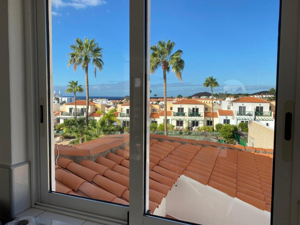 Juangy'S Apartments In Las Adelfas Golf Del Sur San Miguel de Abona Bagian luar foto