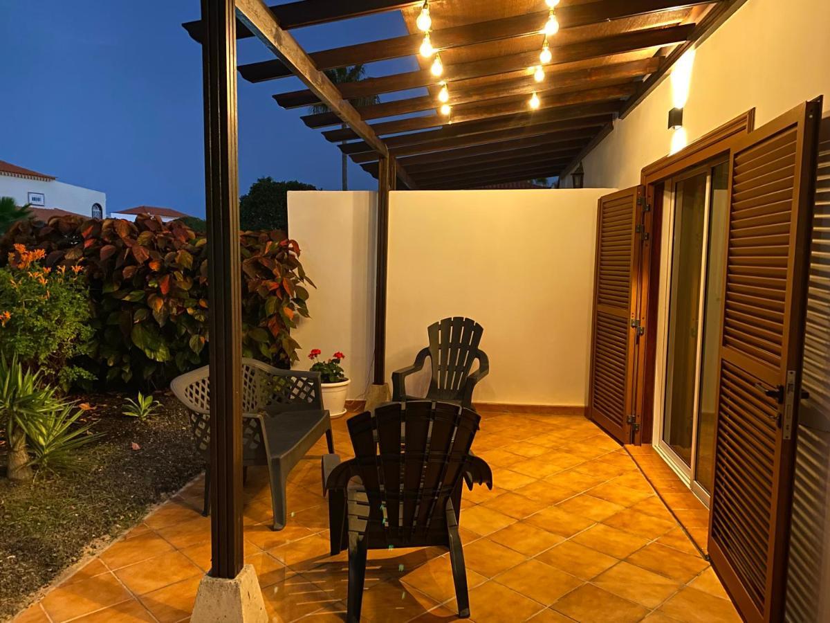 Juangy'S Apartments In Las Adelfas Golf Del Sur San Miguel de Abona Bagian luar foto