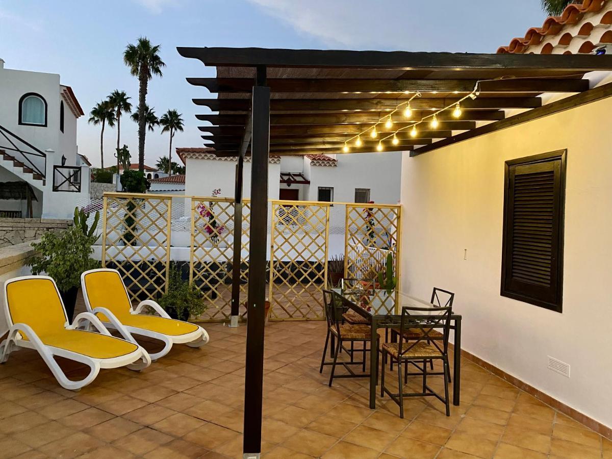 Juangy'S Apartments In Las Adelfas Golf Del Sur San Miguel de Abona Bagian luar foto