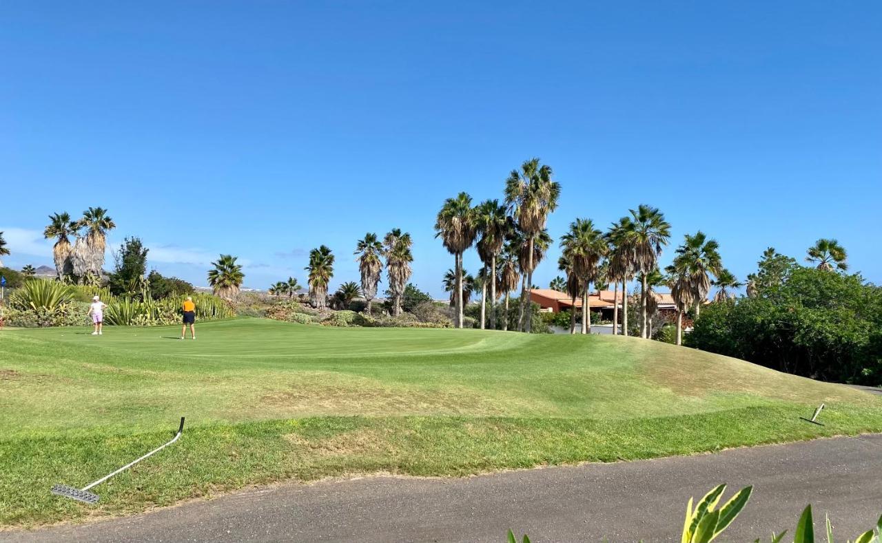 Juangy'S Apartments In Las Adelfas Golf Del Sur San Miguel de Abona Bagian luar foto