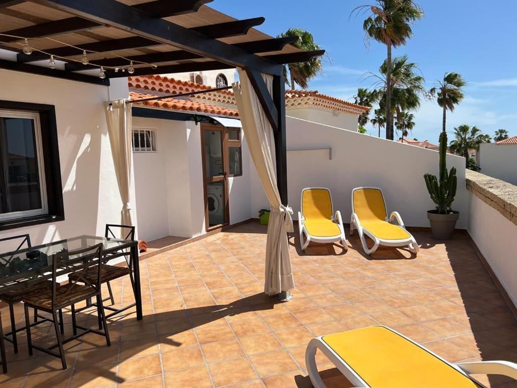 Juangy'S Apartments In Las Adelfas Golf Del Sur San Miguel de Abona Bagian luar foto
